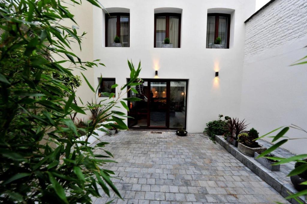 B&B L'Arbre De Vie Ixelles Eksteriør billede